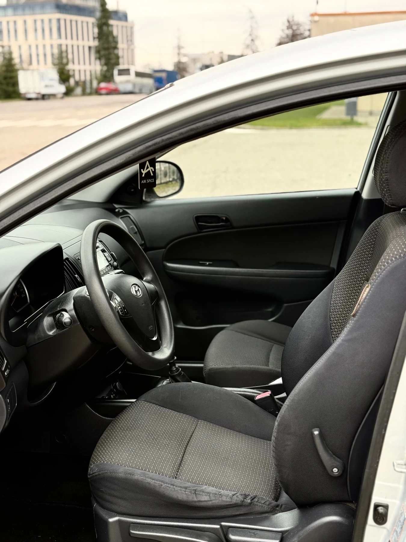 Hyundai I30 1.4i FACELIFT 109k.c нов внос Без нотариална такса, снимка 6 - Автомобили и джипове - 54590591