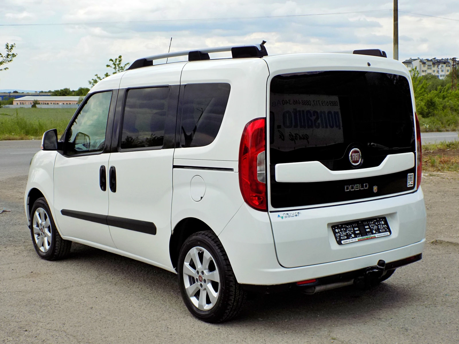 Fiat Doblo 1.4T/МЕТАН/NAVi/КЛИМАТРОНИК/127х.км./ЧИСТО НОВ, снимка 5 - Автомобили и джипове - 54622366