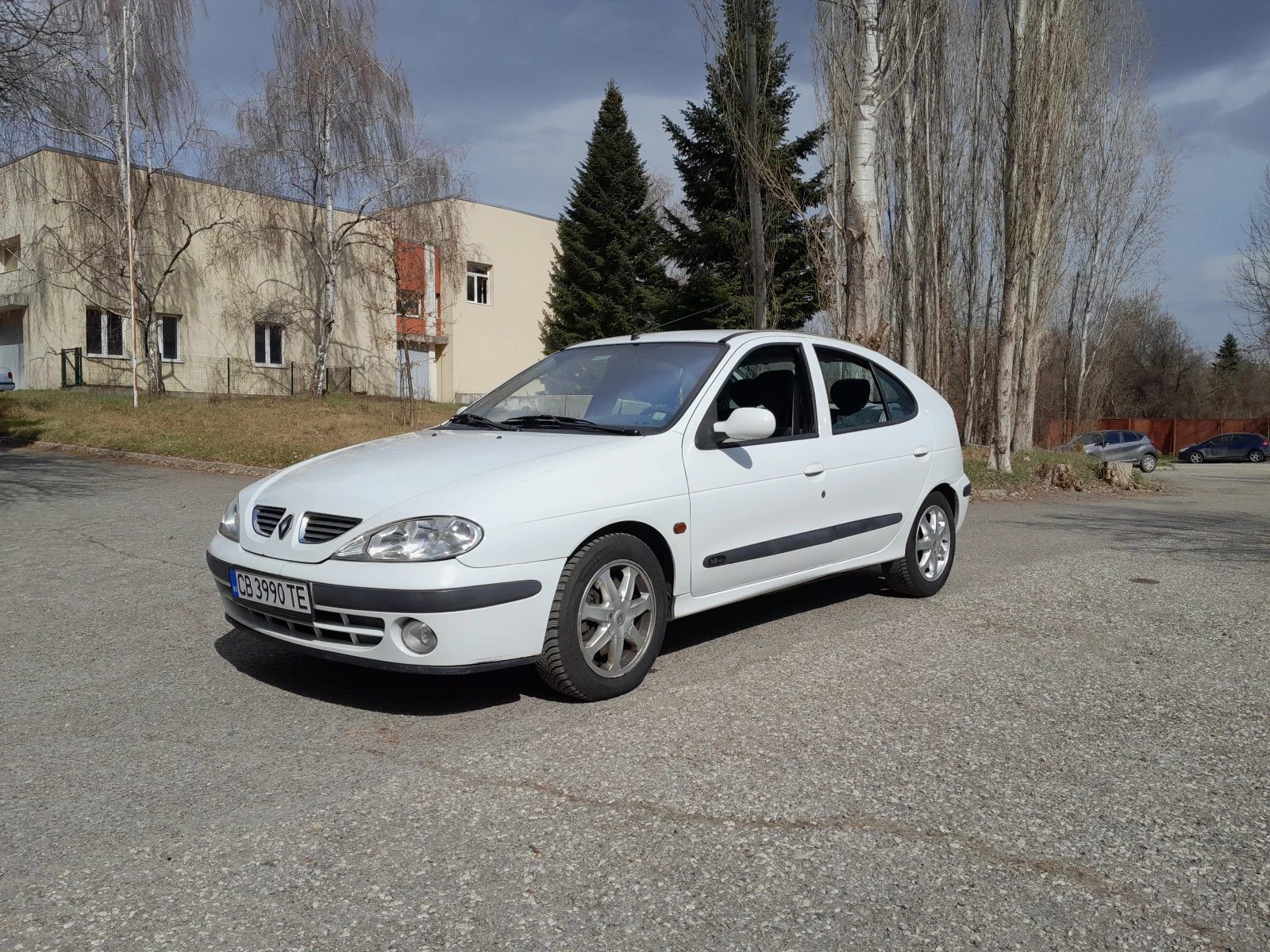 Renault Megane, снимка 2 - Автомобили и джипове - 54638165