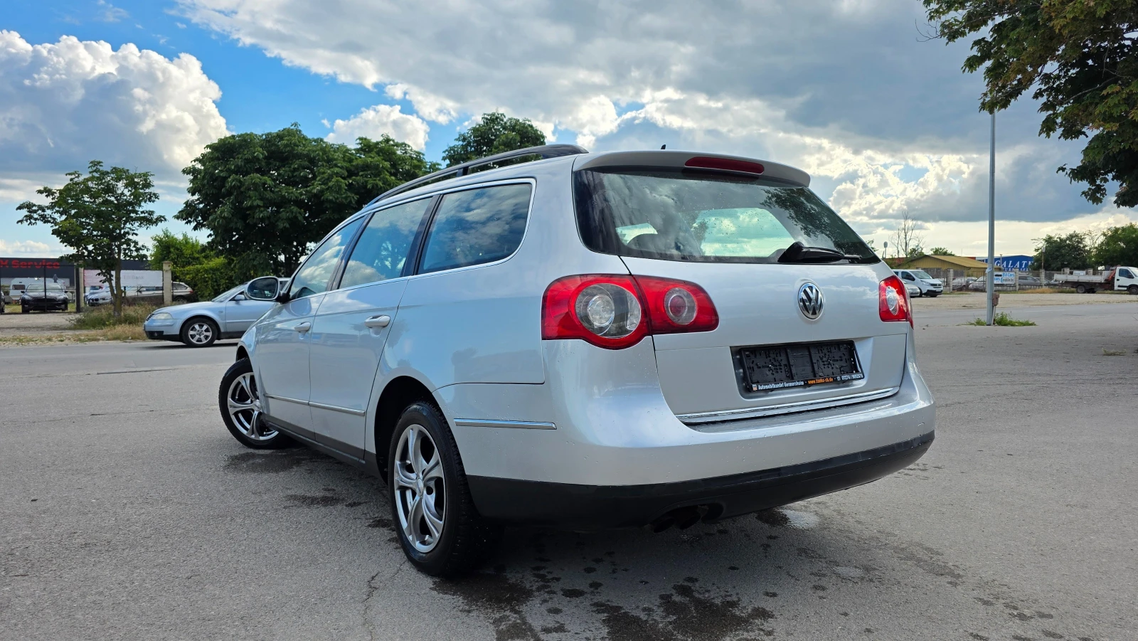 VW Passat УНИКАТ/АВТОМАТ, снимка 4 - Автомобили и джипове - 54963993