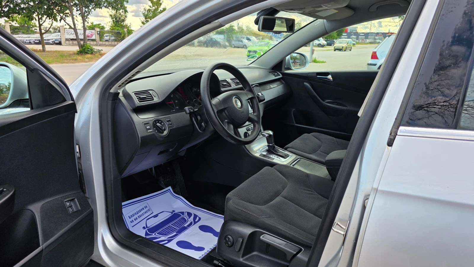 VW Passat УНИКАТ/АВТОМАТ, снимка 6 - Автомобили и джипове - 54963993