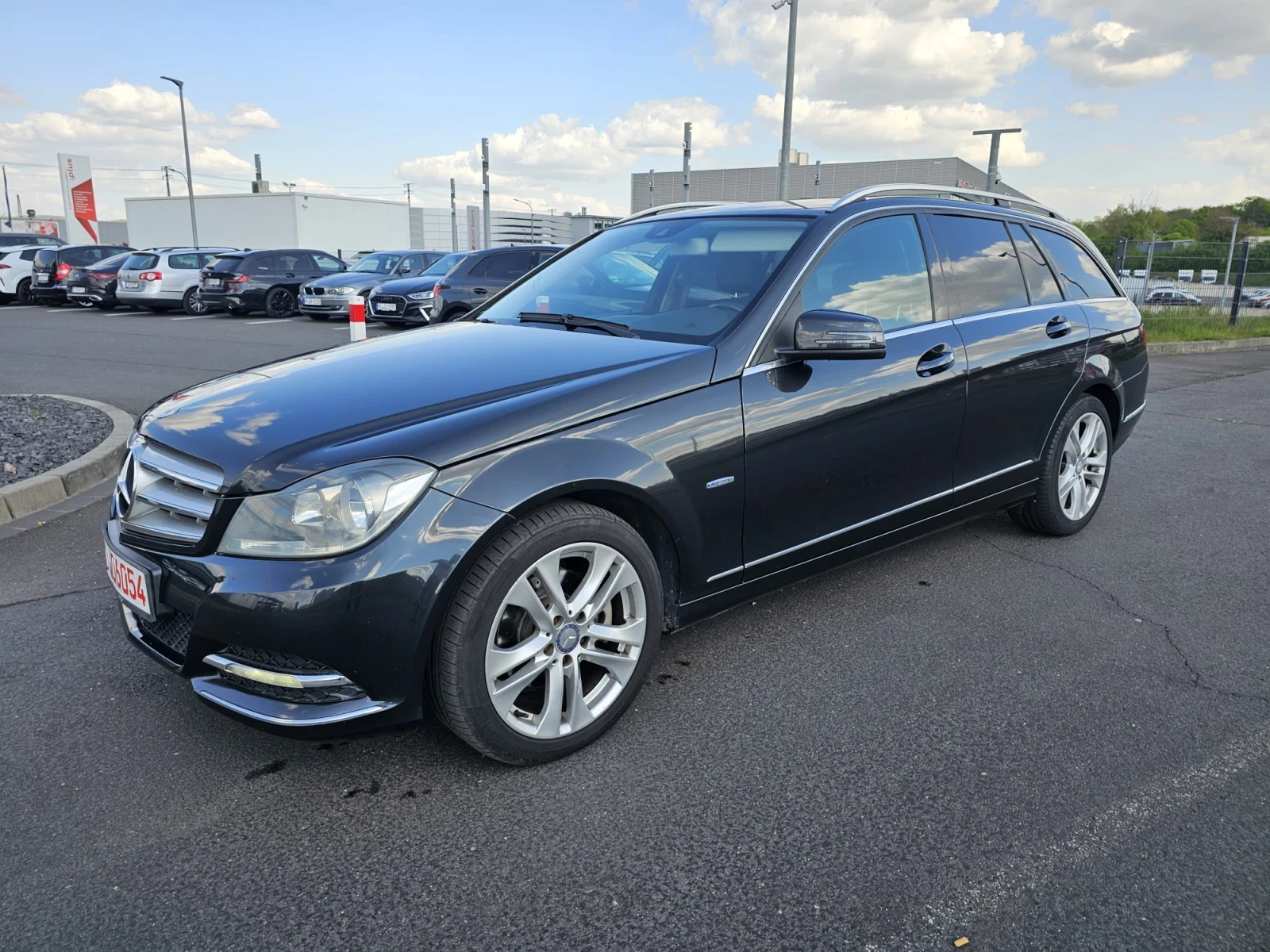 Mercedes-Benz C 220 Нов внос, снимка 6 - Автомобили и джипове - 55011189