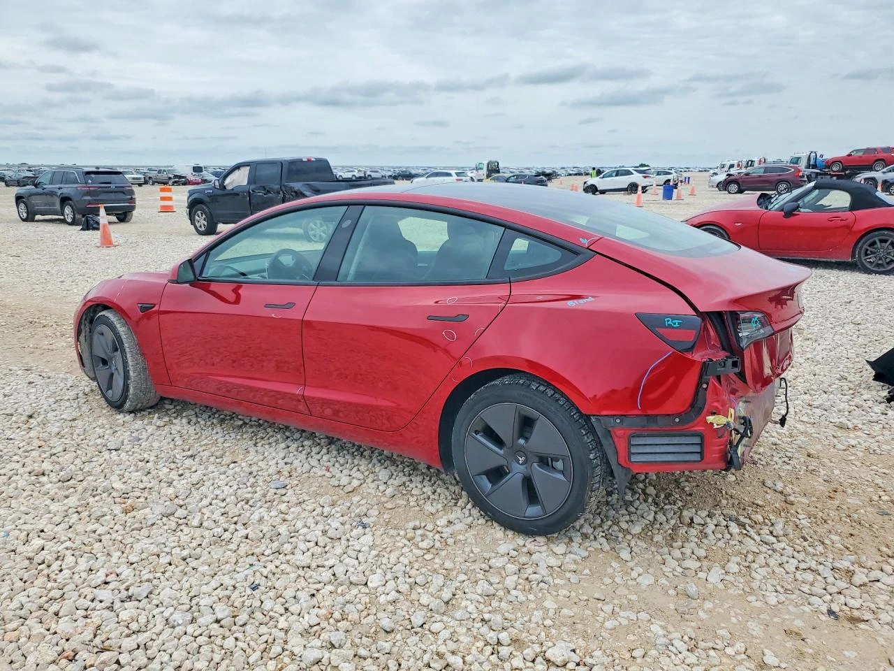 Tesla Model 3, снимка 2 - Автомобили и джипове - 55272171