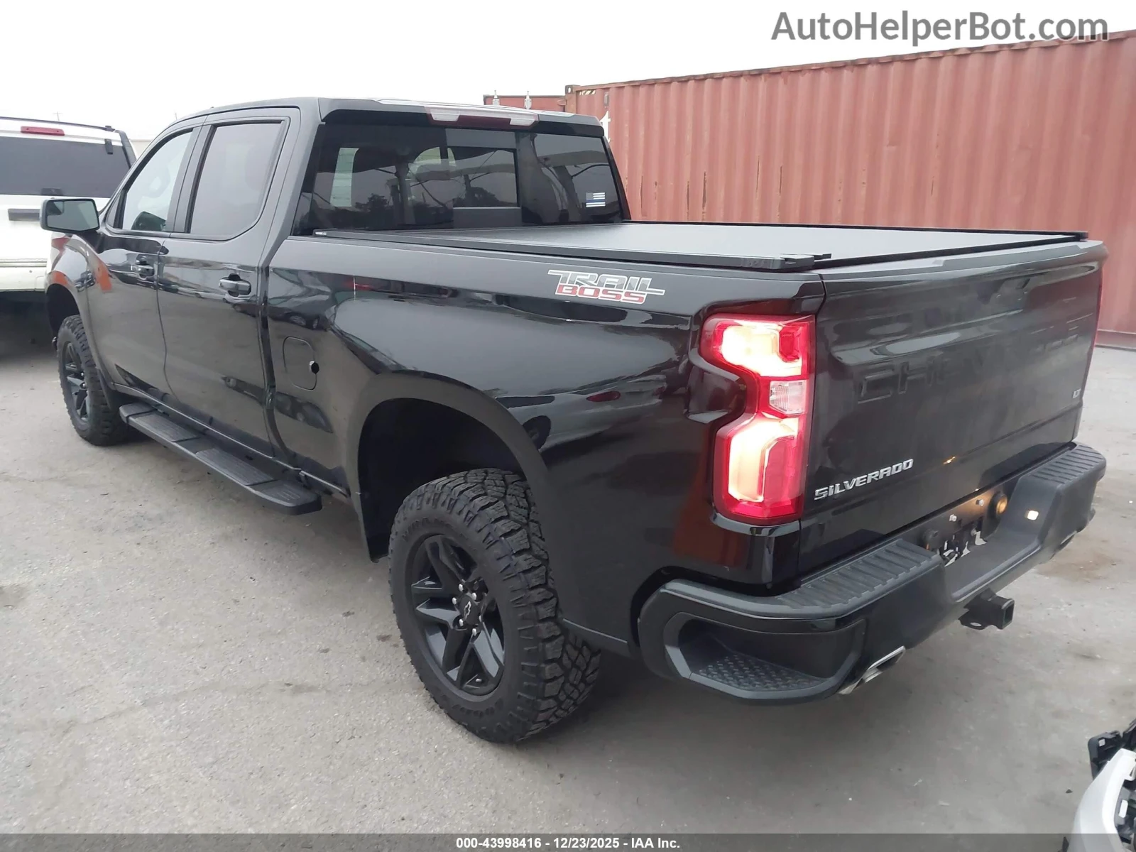 Chevrolet Silverado 1500 TRAIL BOSS 24km* ПОДГРЕВ* BOSE* КАМЕРА* , снимка 7 - Автомобили и джипове - 55433249