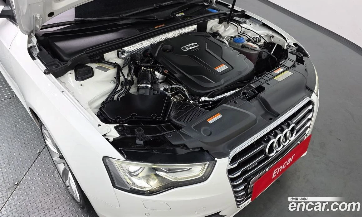 Audi A5 35 TDI Quattro Sportback 8TA, снимка 6 - Автомобили и джипове - 56122147