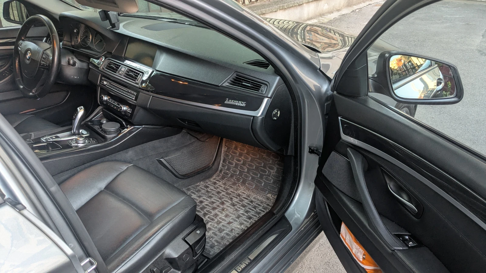 BMW 530 3.0d, снимка 12 - Автомобили и джипове - 56150399