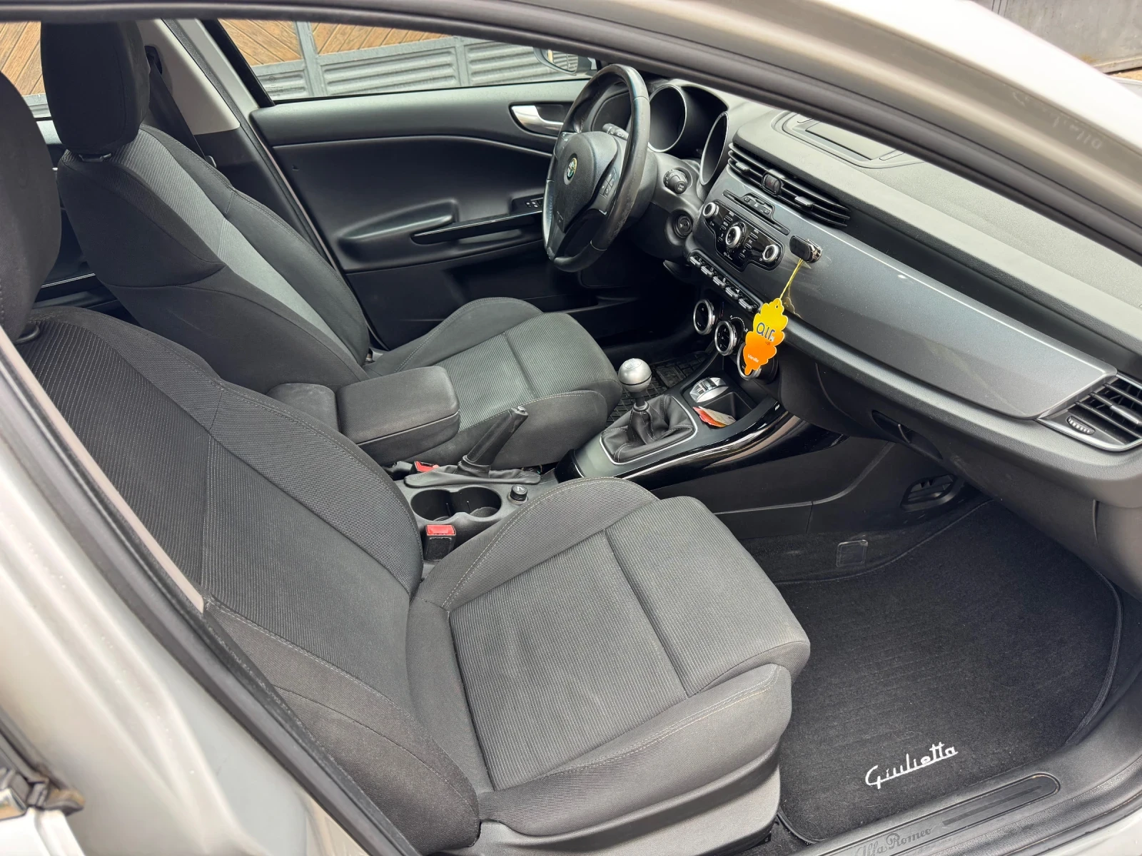 Alfa Romeo Giulietta 2.0JTDm 140hp, снимка 9 - Автомобили и джипове - 56243433