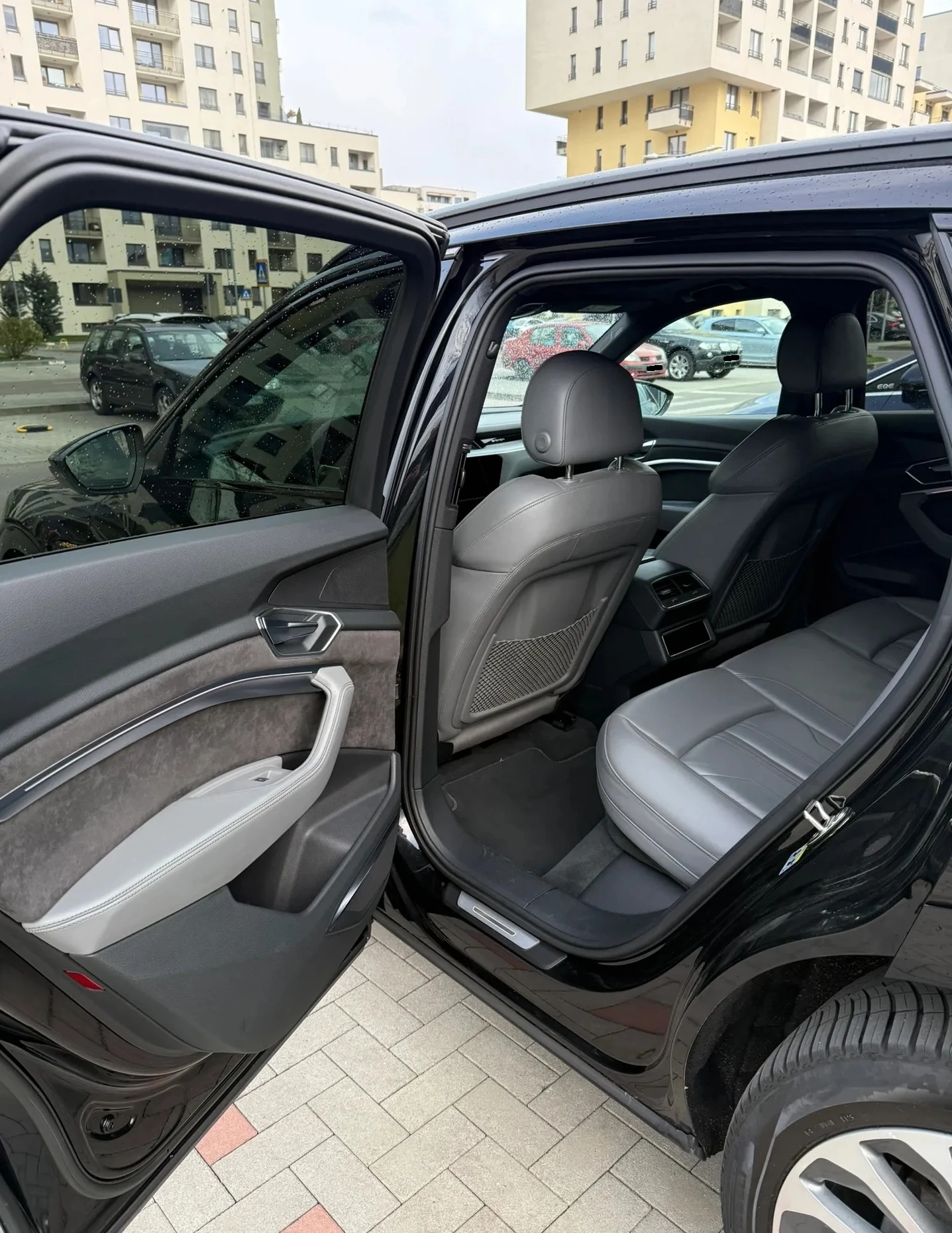 Audi E-Tron 55 Quattro S-Line, снимка 9 - Автомобили и джипове - 56576970