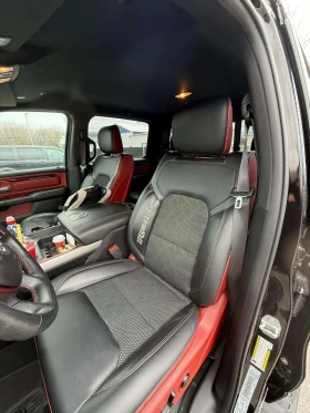 Dodge RAM 1500  Rebel / CARFAX / 5.7 HEMI , снимка 15