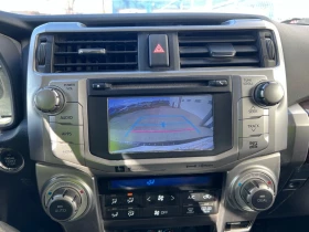 Toyota 4runner PREMIUM* 4.0* V6* ПОДГРЕВ* КАМЕРА* КЕЙЛЕС* , снимка 11