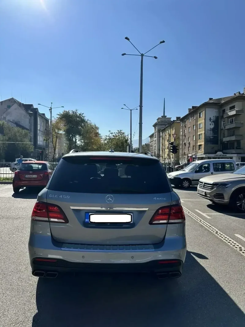 Mercedes-Benz GLE 400 AMG пакет/Night Package/Airmatic, снимка 3 - Автомобили и джипове - 52127616