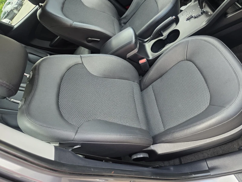 Hyundai IX35 2.0GDI- 4 AWD PREMIUM , снимка 7 - Автомобили и джипове - 51461800