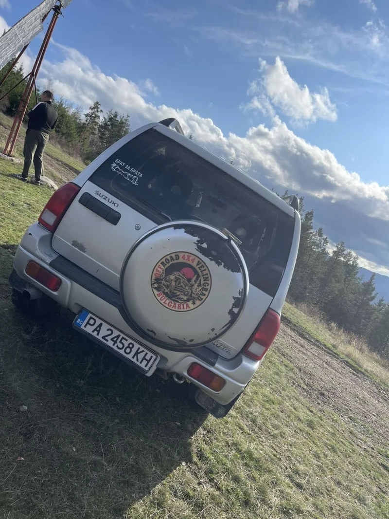 Suzuki Grand vitara 2.0, снимка 4 - Автомобили и джипове - 52596015