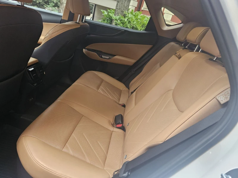 Lexus NX 450 h LUXURY, снимка 9 - Автомобили и джипове - 52652228
