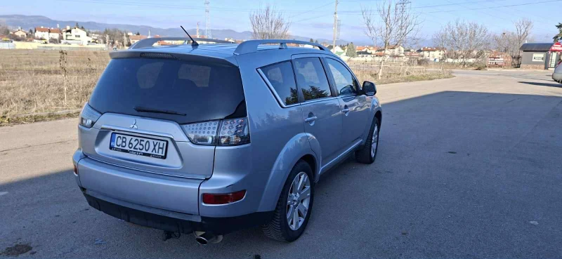 Mitsubishi Outlander 2.4 MIVEC 4X4 LPG, снимка 9 - Автомобили и джипове - 53142500