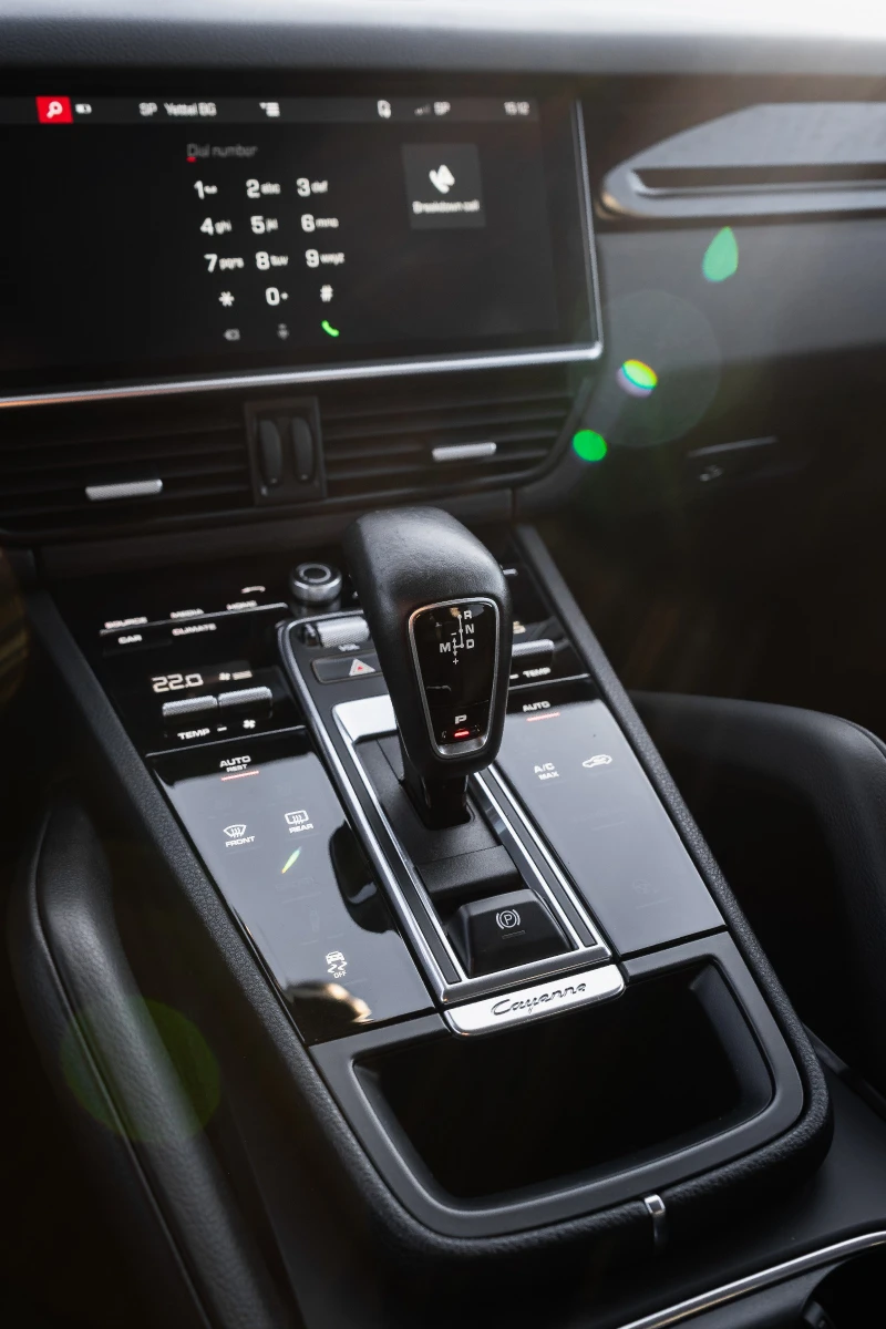 Porsche Cayenne 3.0 V6 Sport Chrono Package, снимка 10 - Автомобили и джипове - 53554053