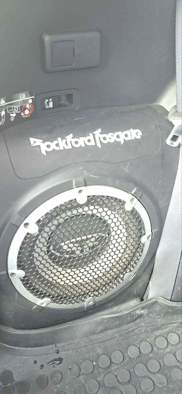 Mitsubishi Outlander 2.4 MIVEC 4X4 LPG, снимка 9 - Автомобили и джипове - 53606514