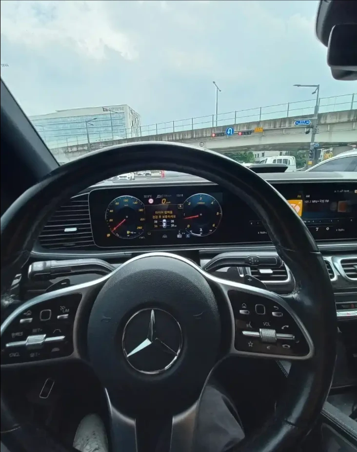 Mercedes-Benz GLE 400 AMG LINE | DIESEL , снимка 6 - Автомобили и джипове - 55976892