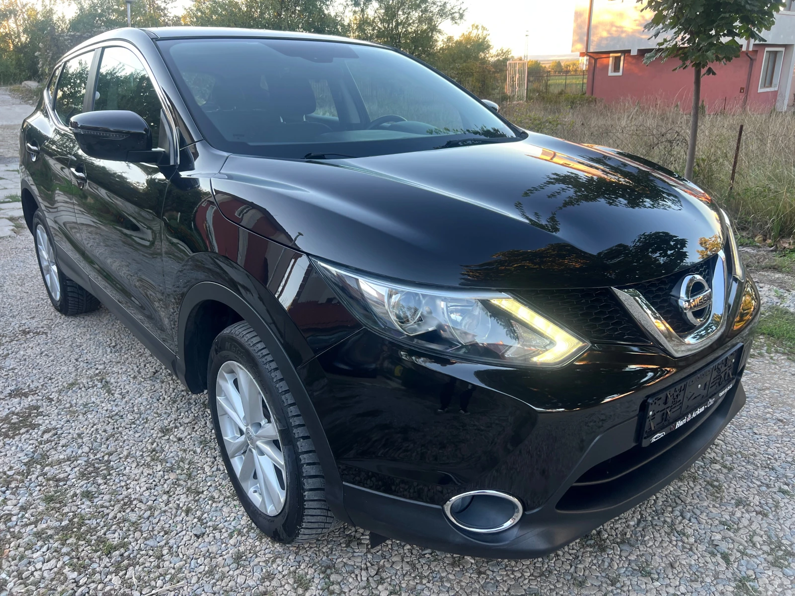 Nissan Qashqai 1.6DCI-FACE-EВРО 6В-4Х4-НАВИГАЦИЯ-6 СКОРОСТИ - изображение 8