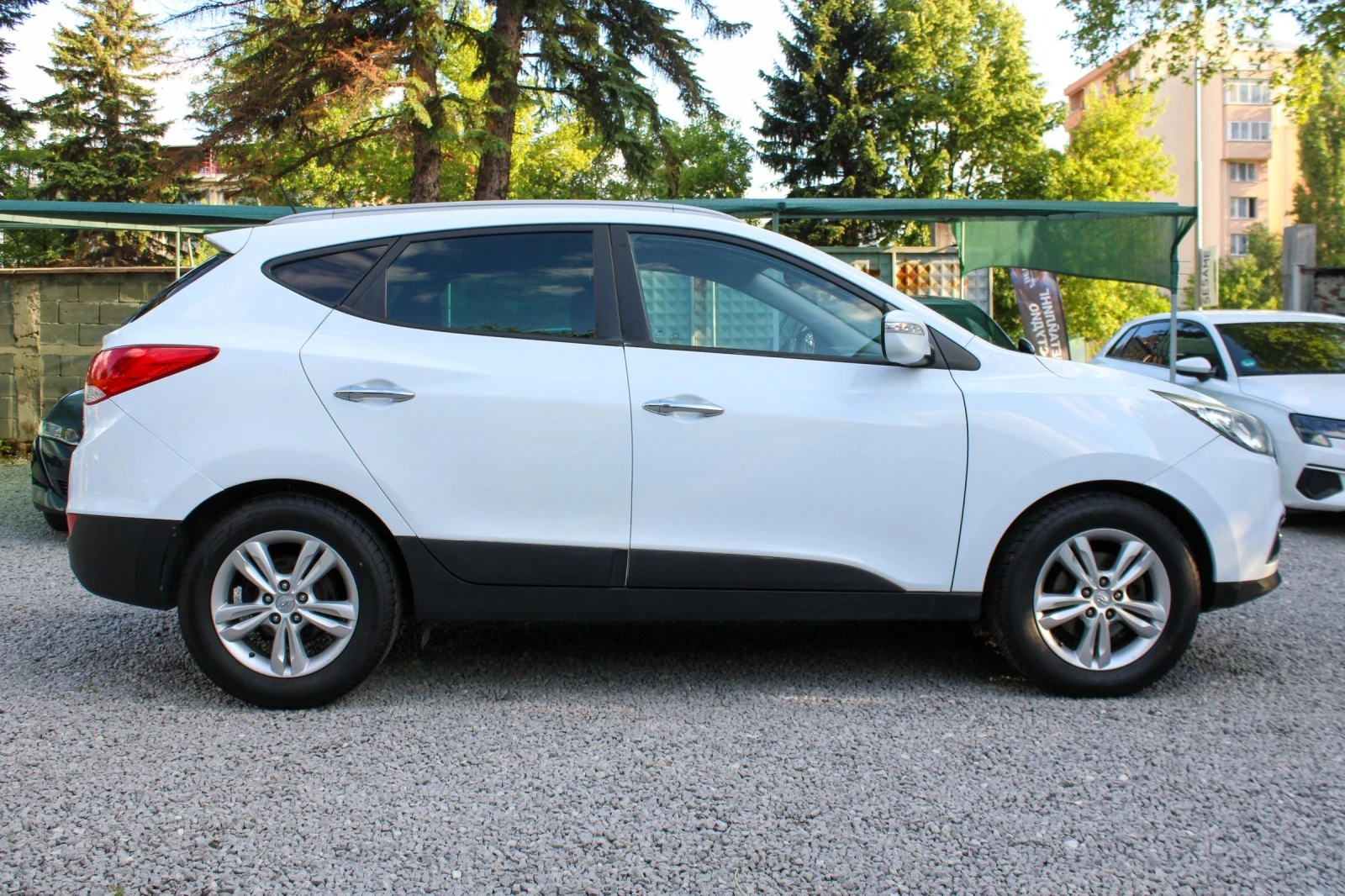 Hyundai IX35 2.0CRDI 4X4 PREMIUM  - изображение 6