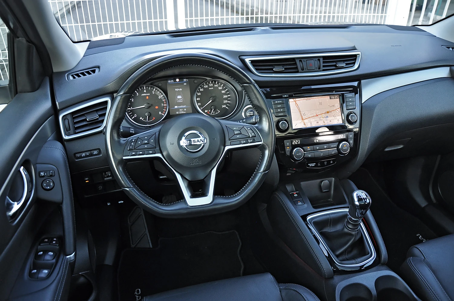 Nissan Qashqai 1.3 DiG-T N-Connecta - изображение 7