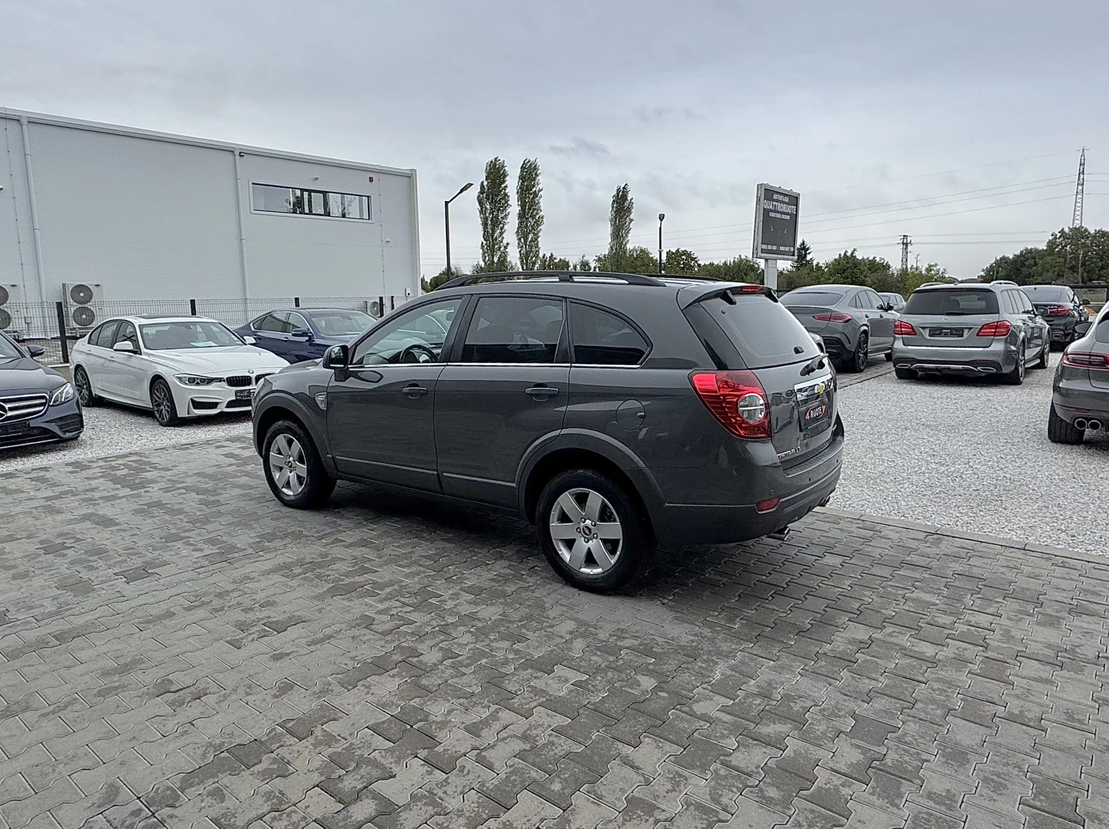 Chevrolet Captiva 2.4i Газ 7 Местна  - изображение 6