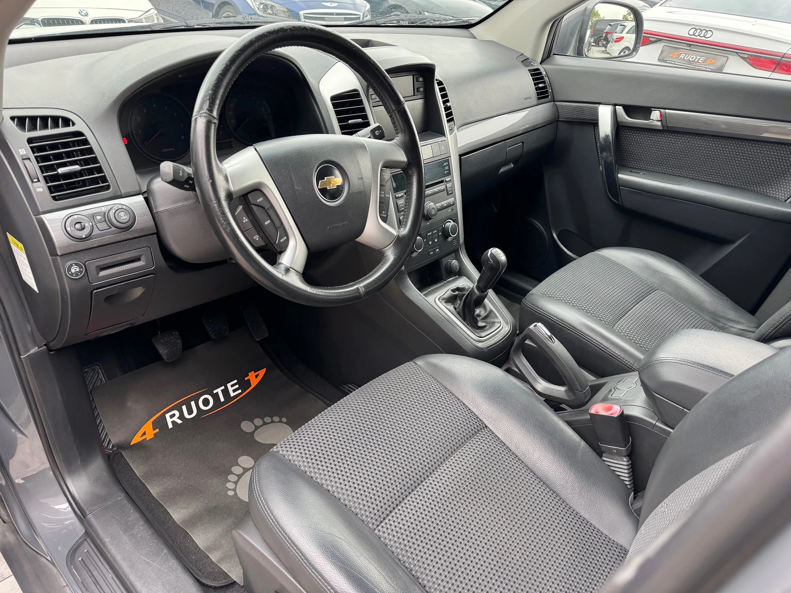Chevrolet Captiva 2.4i Газ 7 Местна  - изображение 8