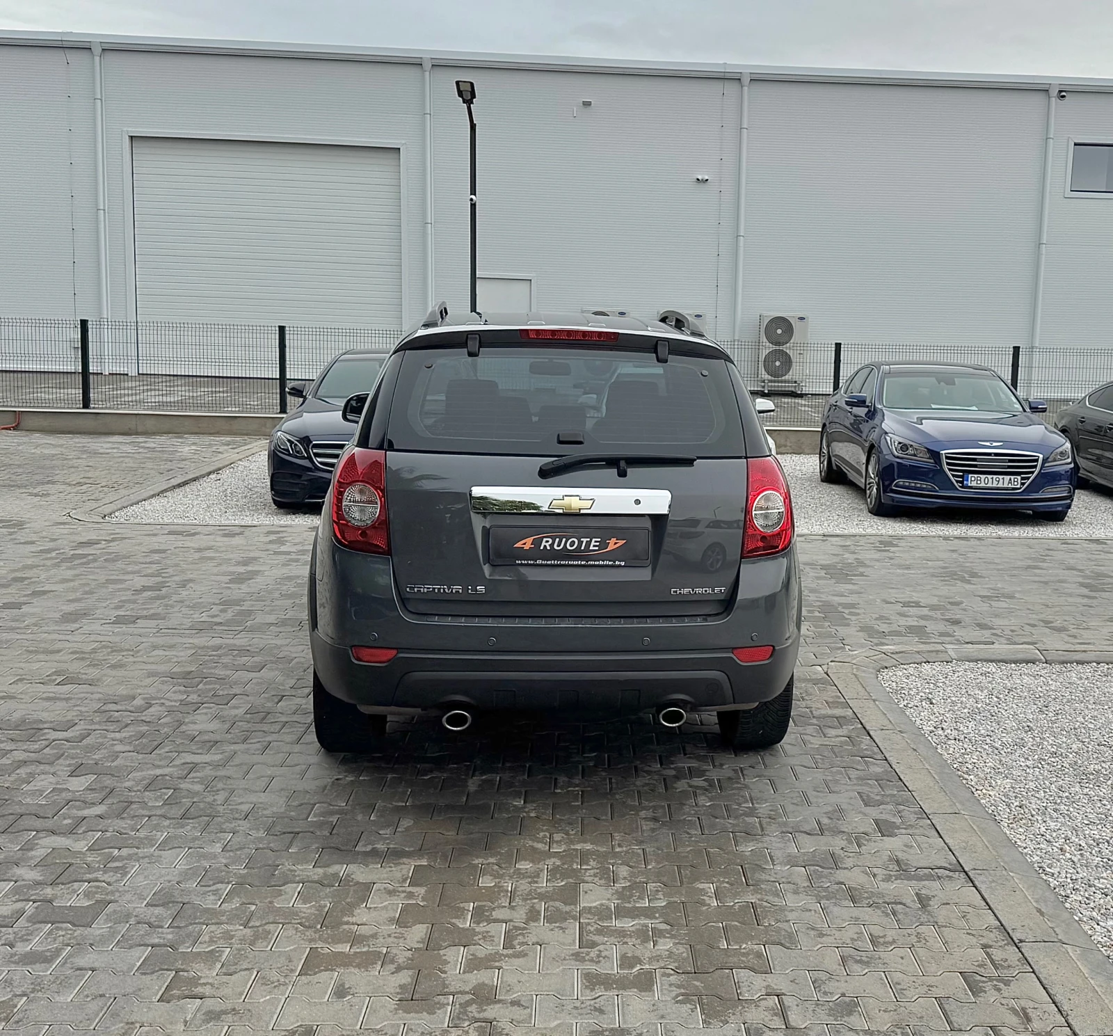 Chevrolet Captiva 2.4i Газ 7 Местна  - изображение 5