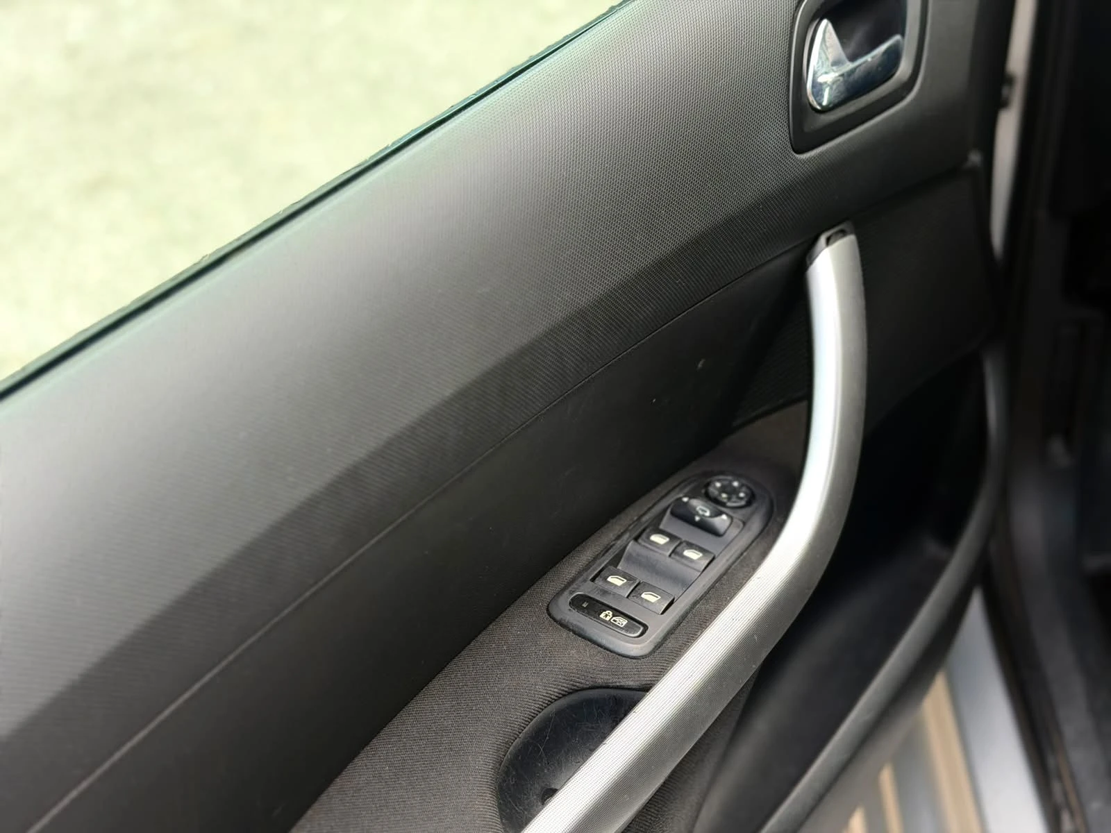 Peugeot 308  ��� ���������! | Mobile.bg � ����������� 12