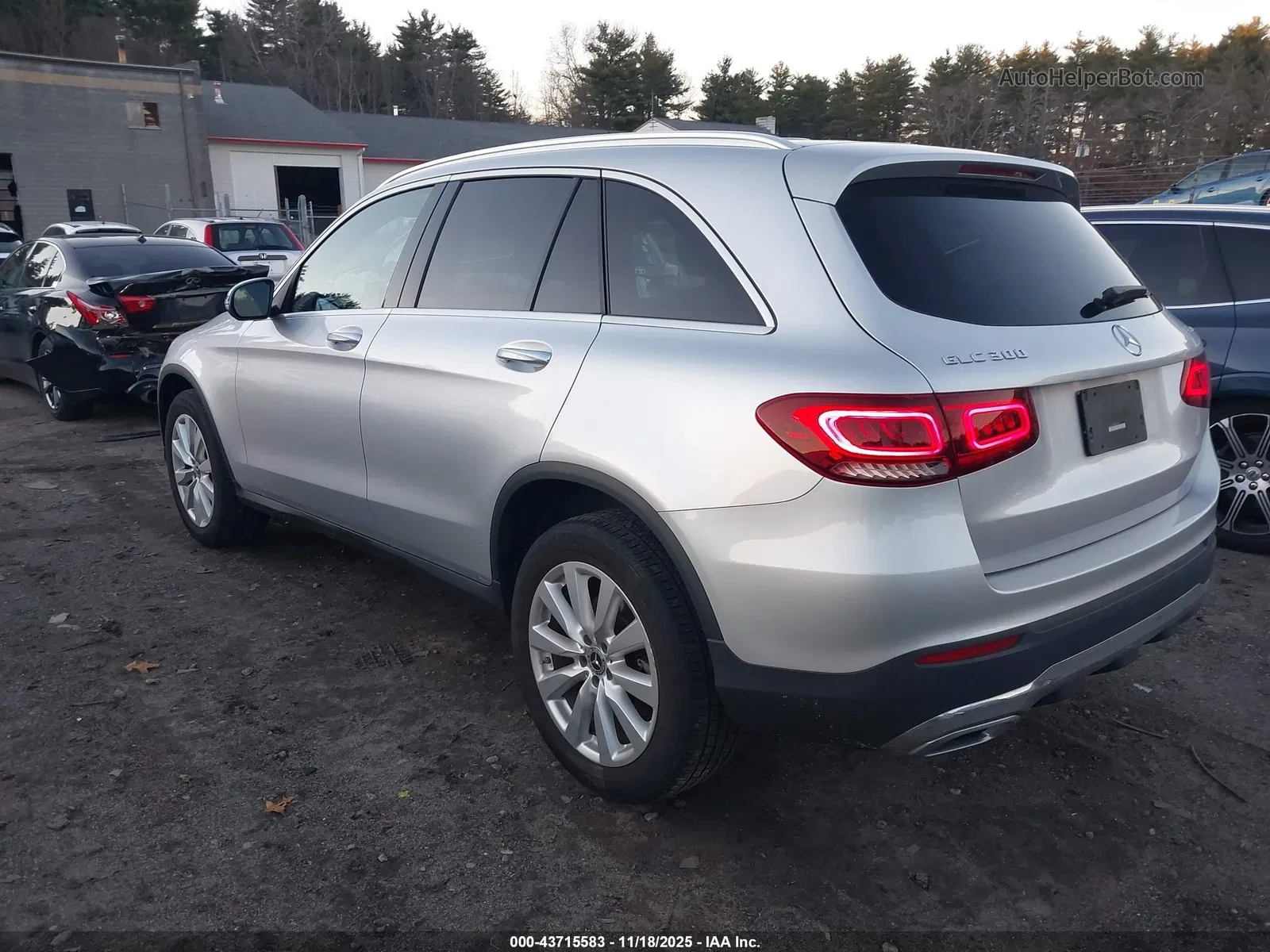 Mercedes-Benz GLC 300 4matic* Burmester* Digital Cockpit* Панорама - изображение 6
