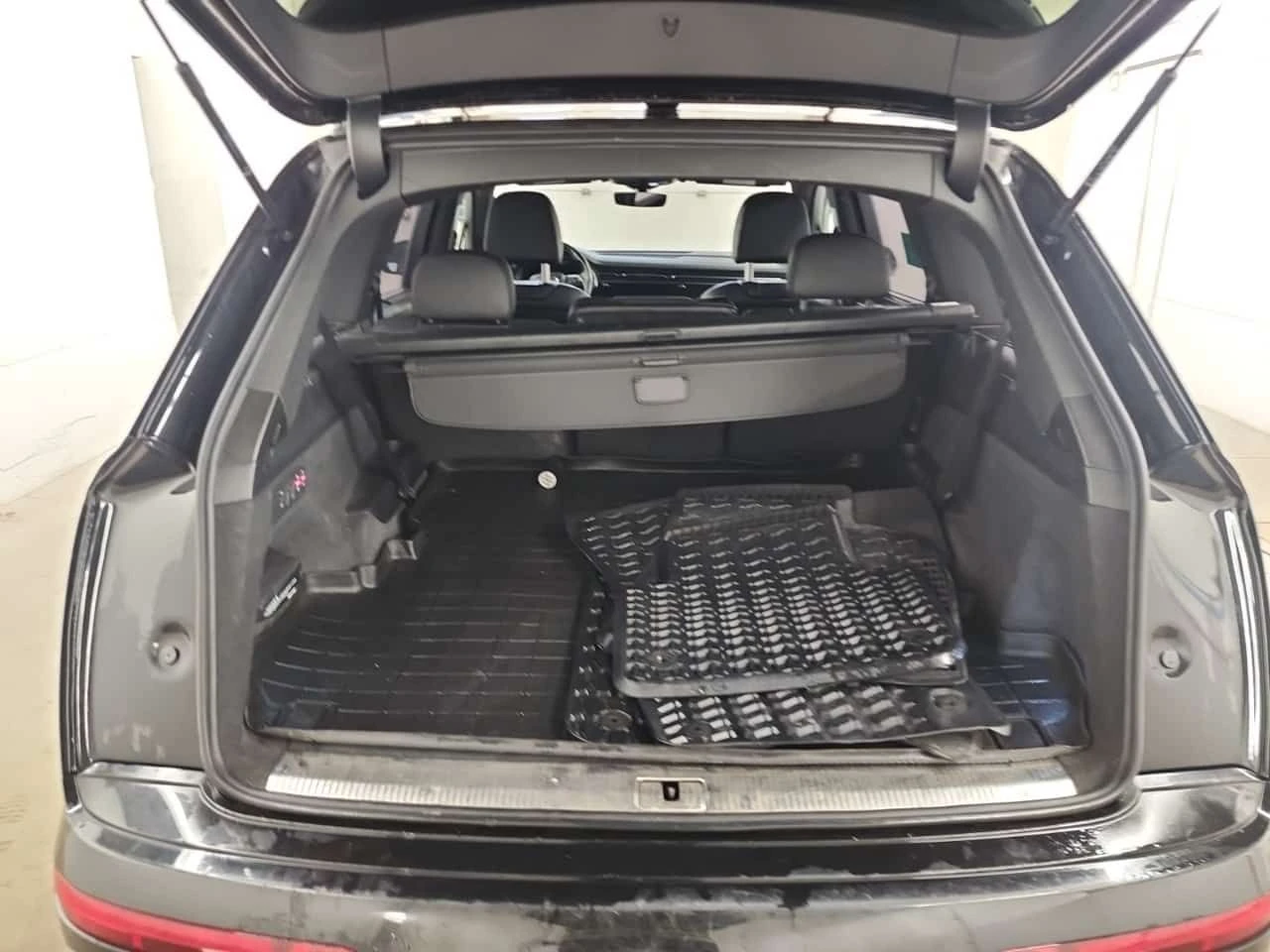 Audi Q7 * TECHNIK * CARFAX * ЦЕНА ДО БГ, снимка 15 - Автомобили и джипове - 54230259