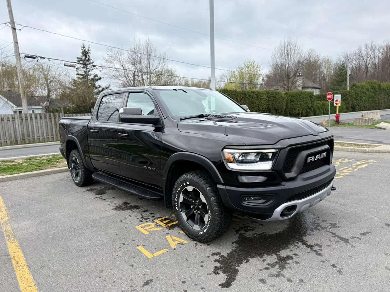 Dodge RAM 1500  Rebel / CARFAX / 5.7 HEMI , снимка 11 - Автомобили и джипове - 54388842