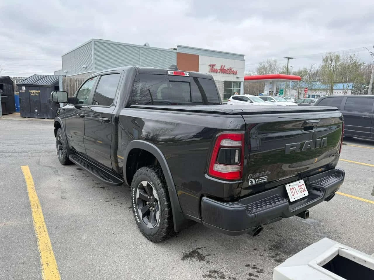 Dodge RAM 1500  Rebel / CARFAX / 5.7 HEMI , снимка 3 - Автомобили и джипове - 54388842