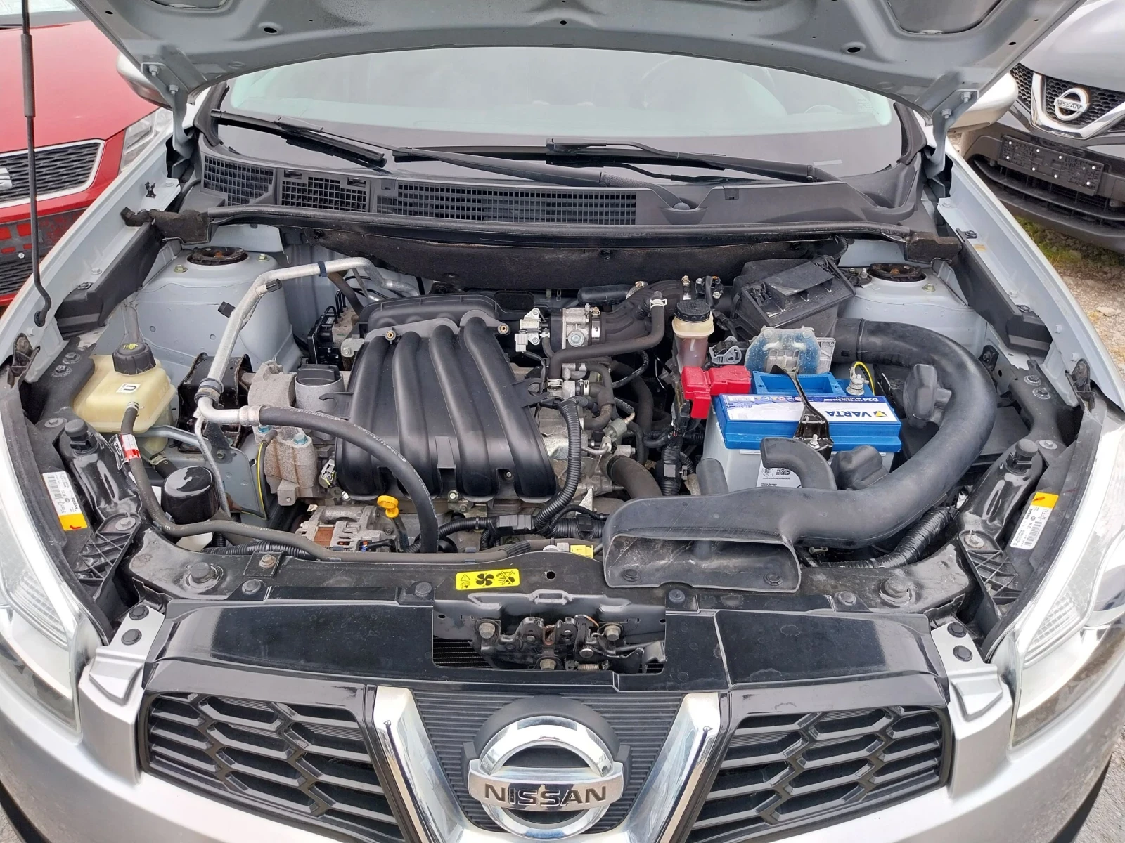 Nissan Qashqai 1.6 i, снимка 2 - Автомобили и джипове - 54409364
