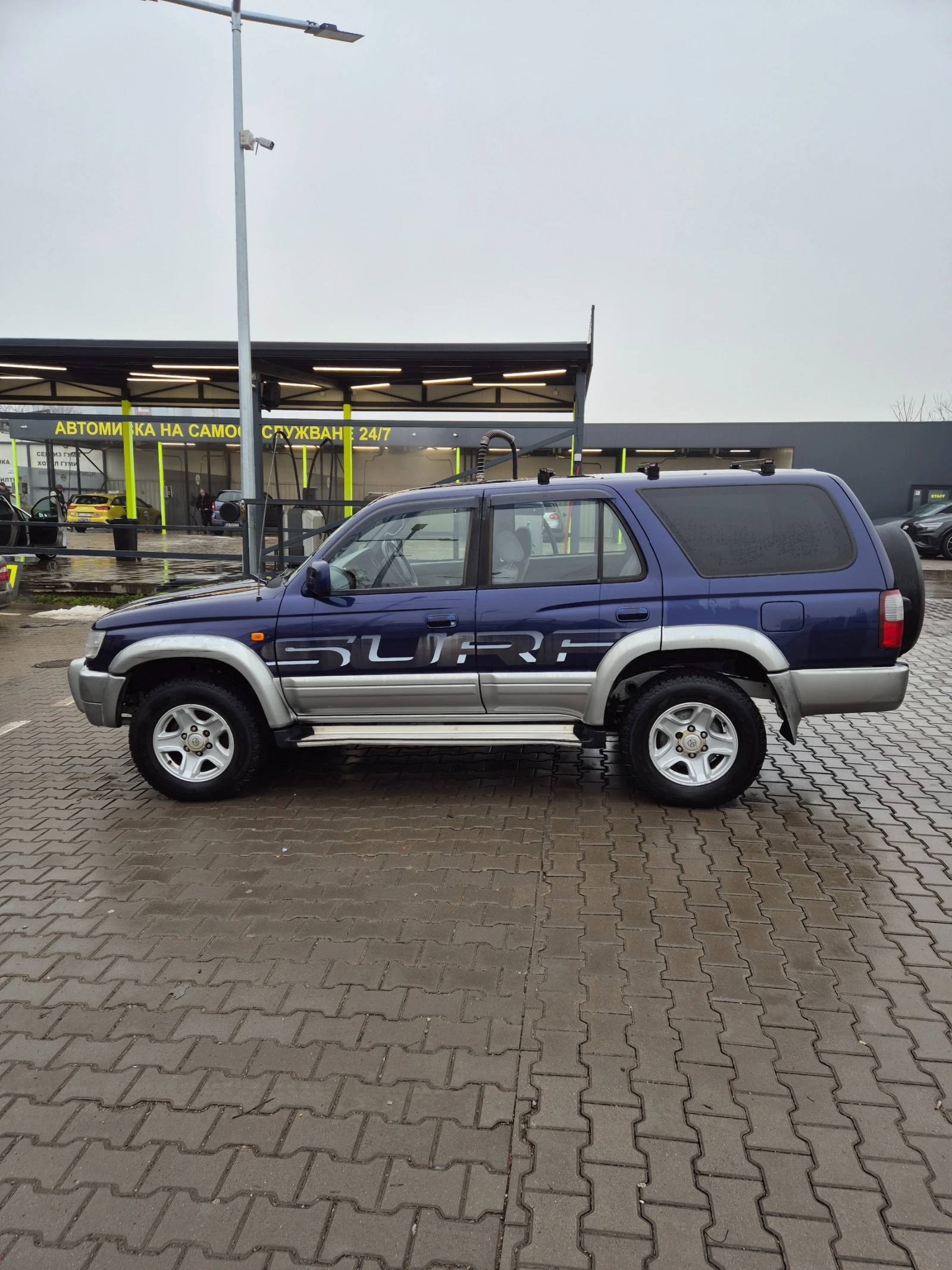 Toyota 4runner HILUX SURF, снимка 2 - Автомобили и джипове - 54415405