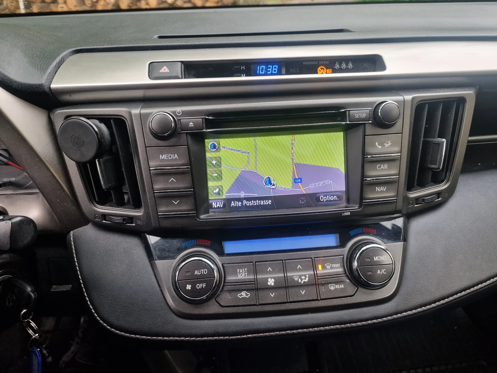 Toyota Rav4 2.0d4d 124к.с.4х4, снимка 9 - Автомобили и джипове - 54667887