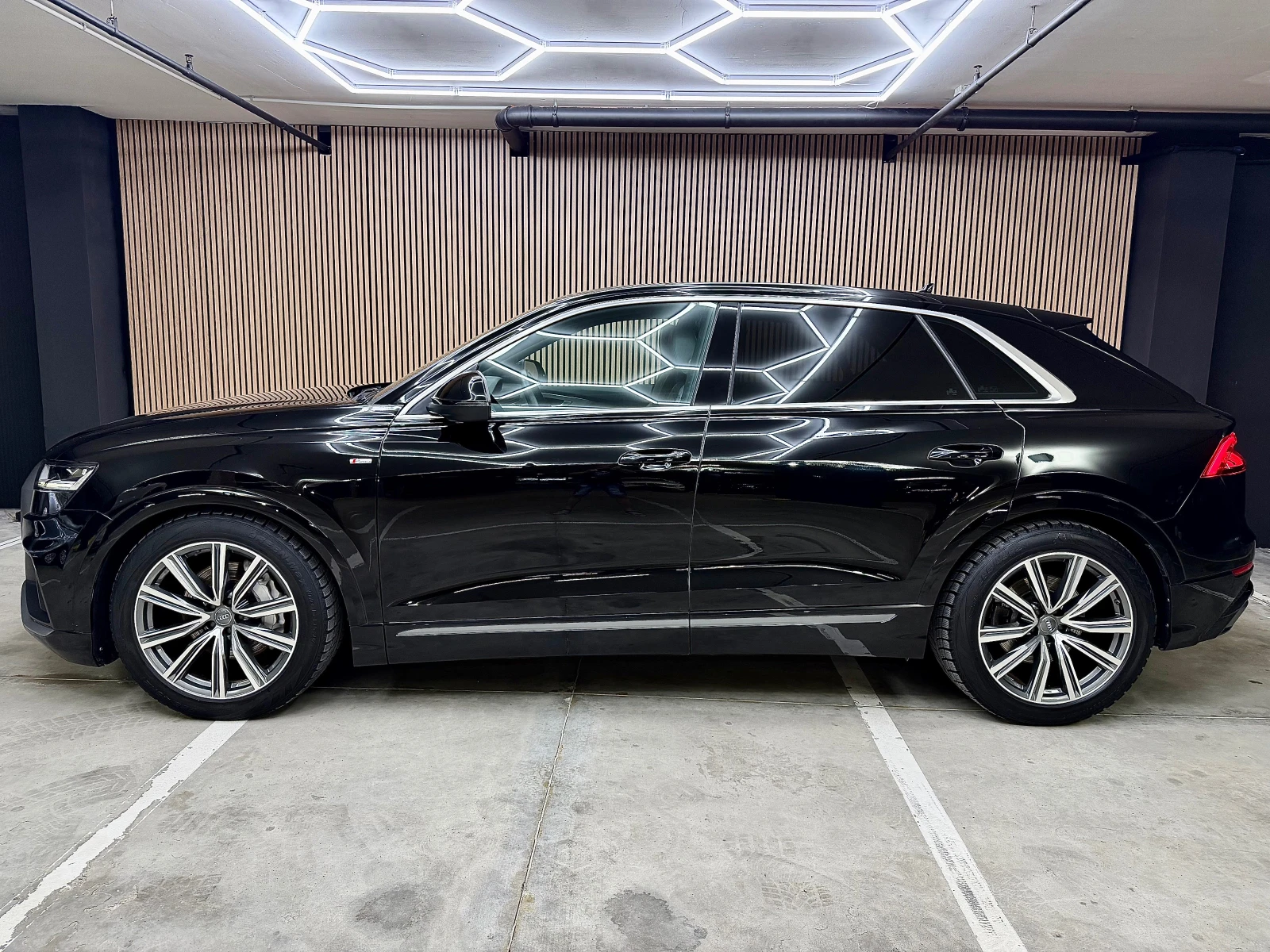 Audi Q8 50TDI 3xS-line, снимка 7 - Автомобили и джипове - 54796192