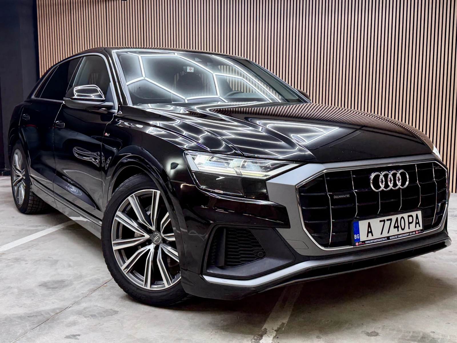 Audi Q8 50TDI 3xS-line, снимка 3 - Автомобили и джипове - 54796192
