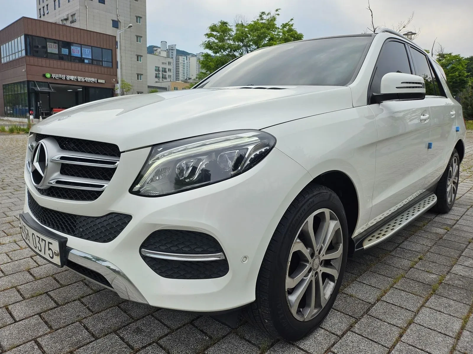 Mercedes-Benz GLE 250 4MATIC* NAVI* ��������* MEMORY* PANO | Mobile.bg � ����������� 2