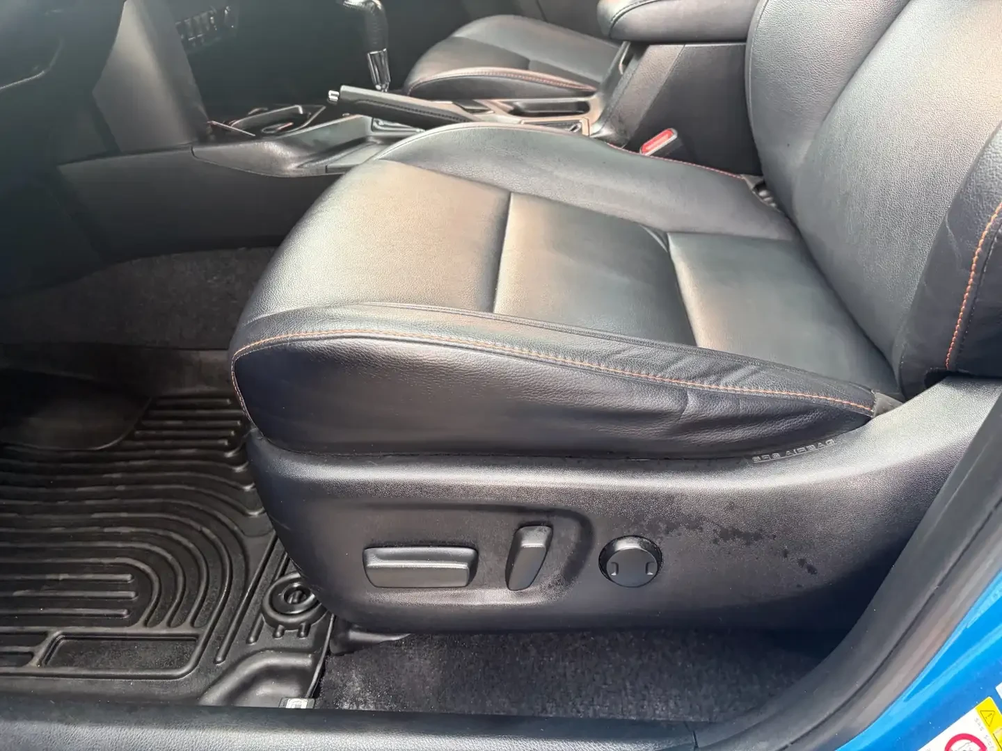 Toyota Rav4 Hybrid, Sport Edition, AWD, Camera, снимка 13 - Автомобили и джипове - 55314528