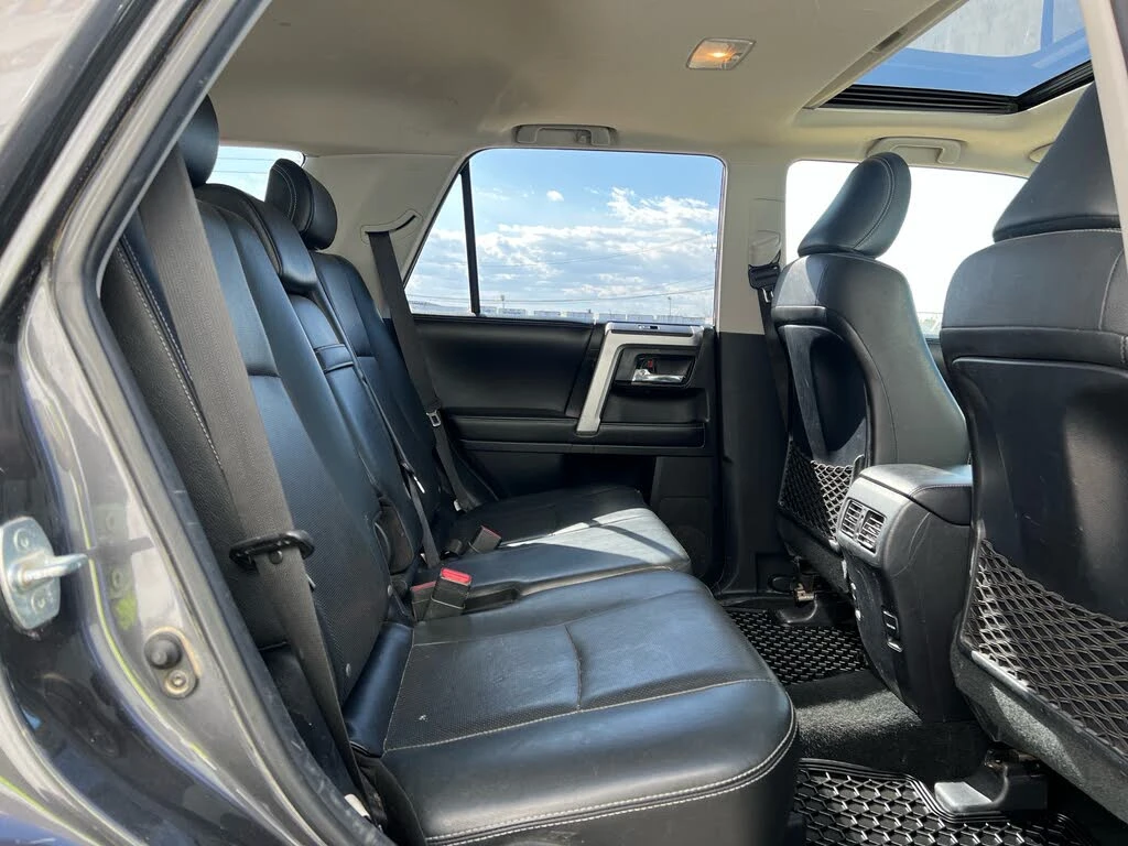 Toyota 4runner PREMIUM* 4.0* V6* ПОДГРЕВ* КАМЕРА* КЕЙЛЕС* , снимка 13 - Автомобили и джипове - 55463782