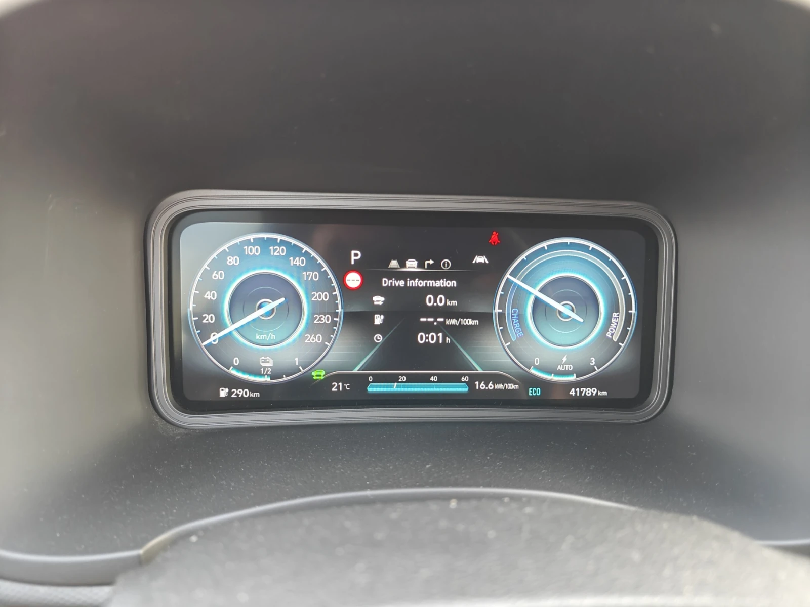 Hyundai Kona FACE 64 KWH , снимка 10 - Автомобили и джипове - 55796129