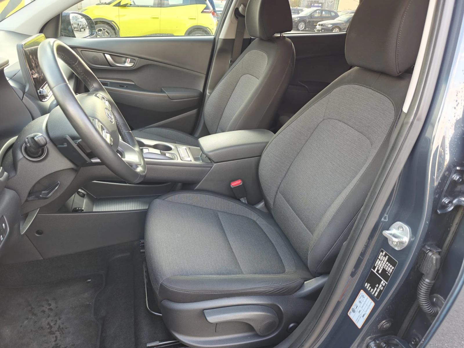 Hyundai Kona FACE 64 KWH , снимка 11 - Автомобили и джипове - 55796129