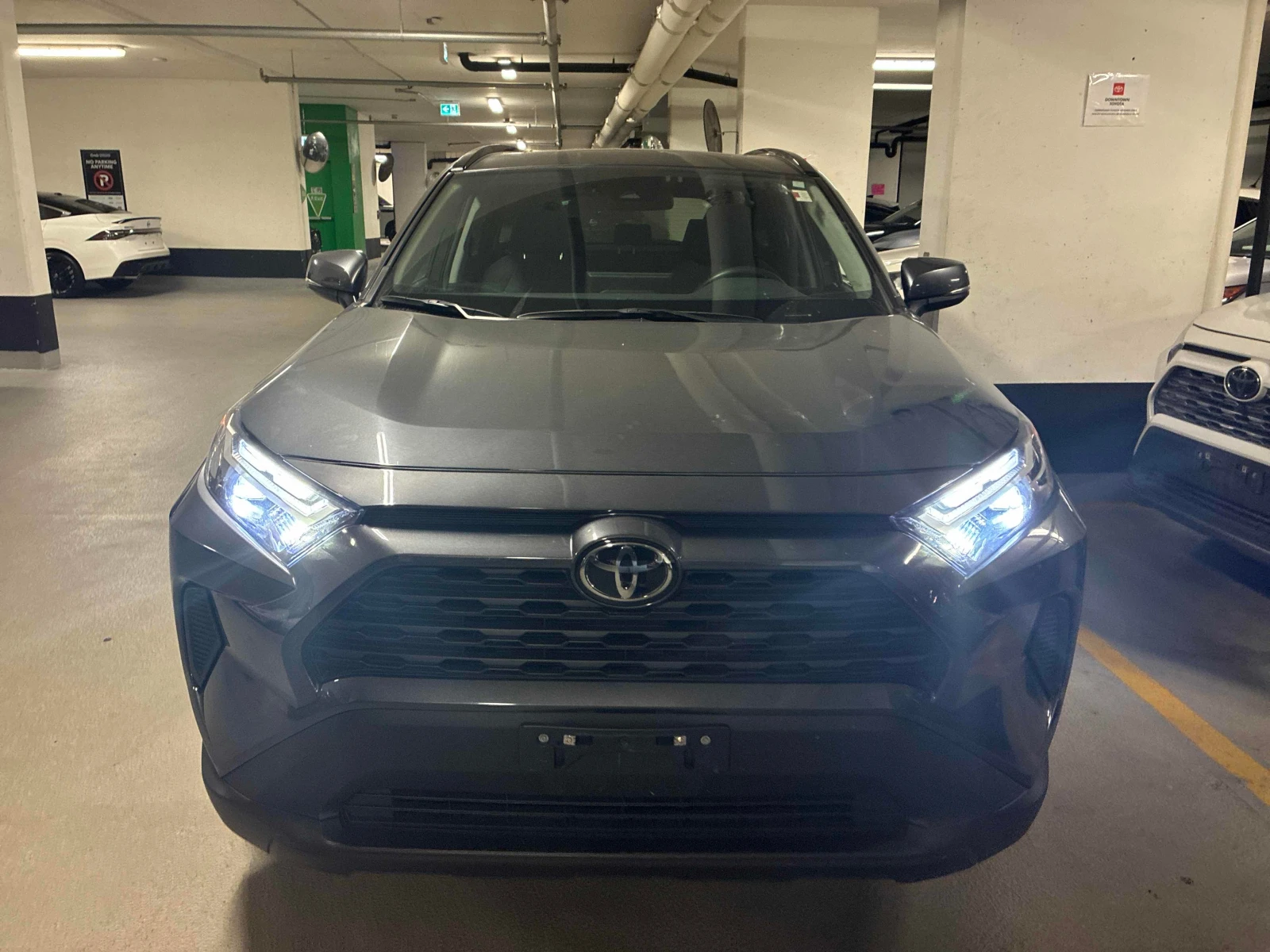Toyota Rav4 * Hybrid XLE * CARFAX * ОТ ПРЕДСТАВИТЕЛСТВО* , снимка 6 - Автомобили и джипове - 56042051