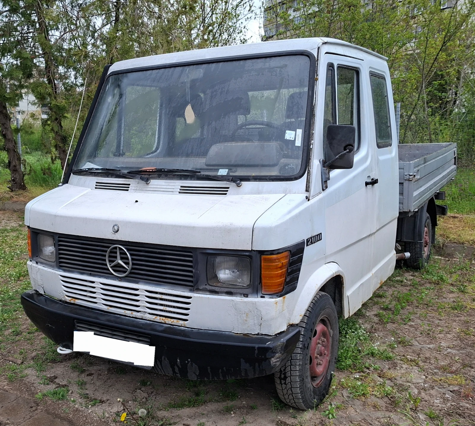 Mercedes-Benz 210 D, снимка 7 - Камиони - 54276803