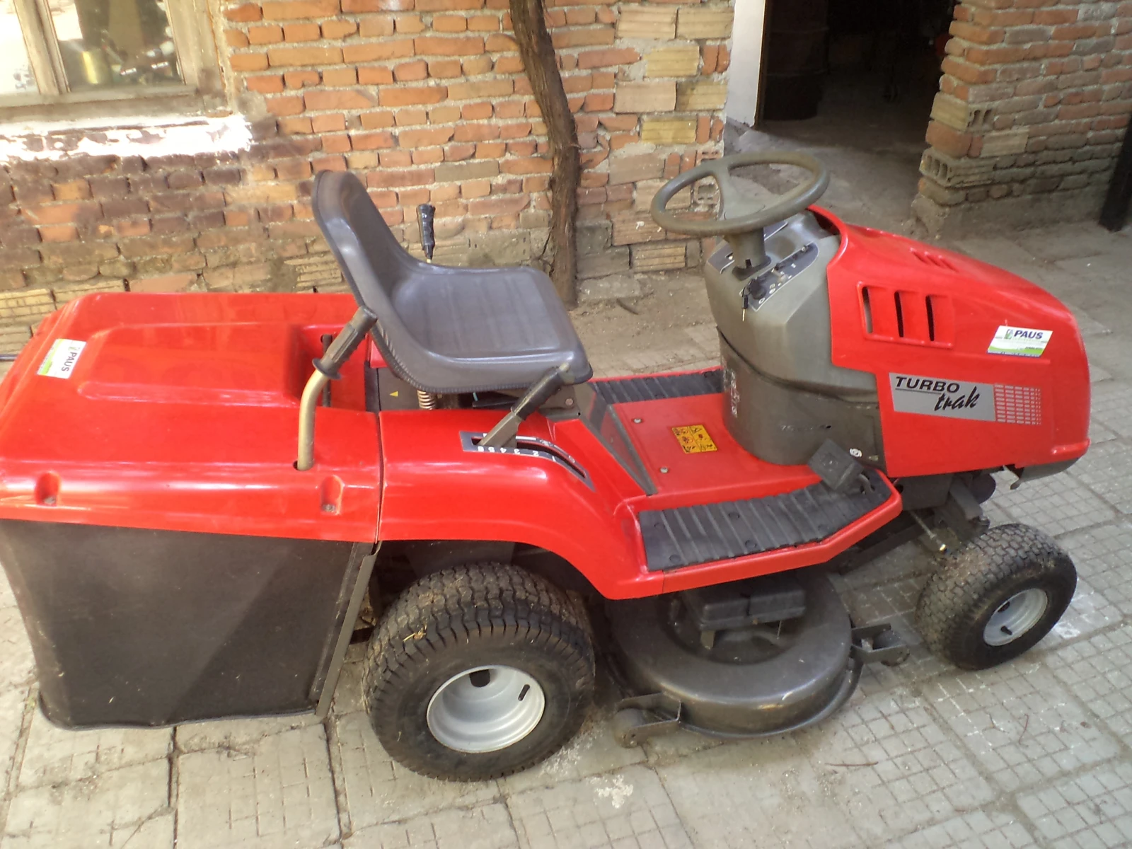Сенокосачка Друга марка STIHL-MTD 15.5 к.с, снимка 14 - Селскостопанска техника - 54916977