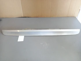 Лайсна заден капак Пежо 207SW 