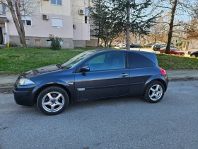 Renault Megane 2.0 Газ, снимка 2