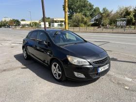 Opel Astra 1.7CDTi, снимка 2 - Автомобили и джипове - 42282379