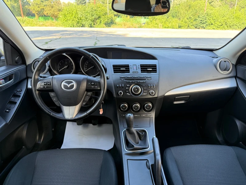 Mazda 3 1.6i FACELIFT , снимка 7 - Автомобили и джипове - 50907217